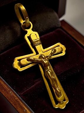 Amazing Estate Vintage 14K (585) Yellow Gold 1.5” Crucifix CROSS Charm Pendant!